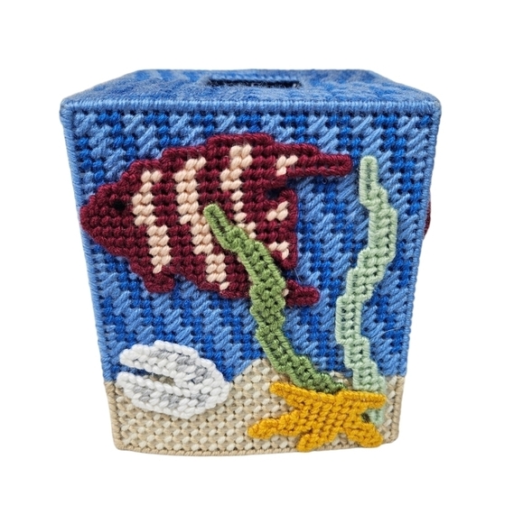 Handmade 3D Angel Fish & Coral Needlepoint Tissue Box Cover - Picture 1 of 5